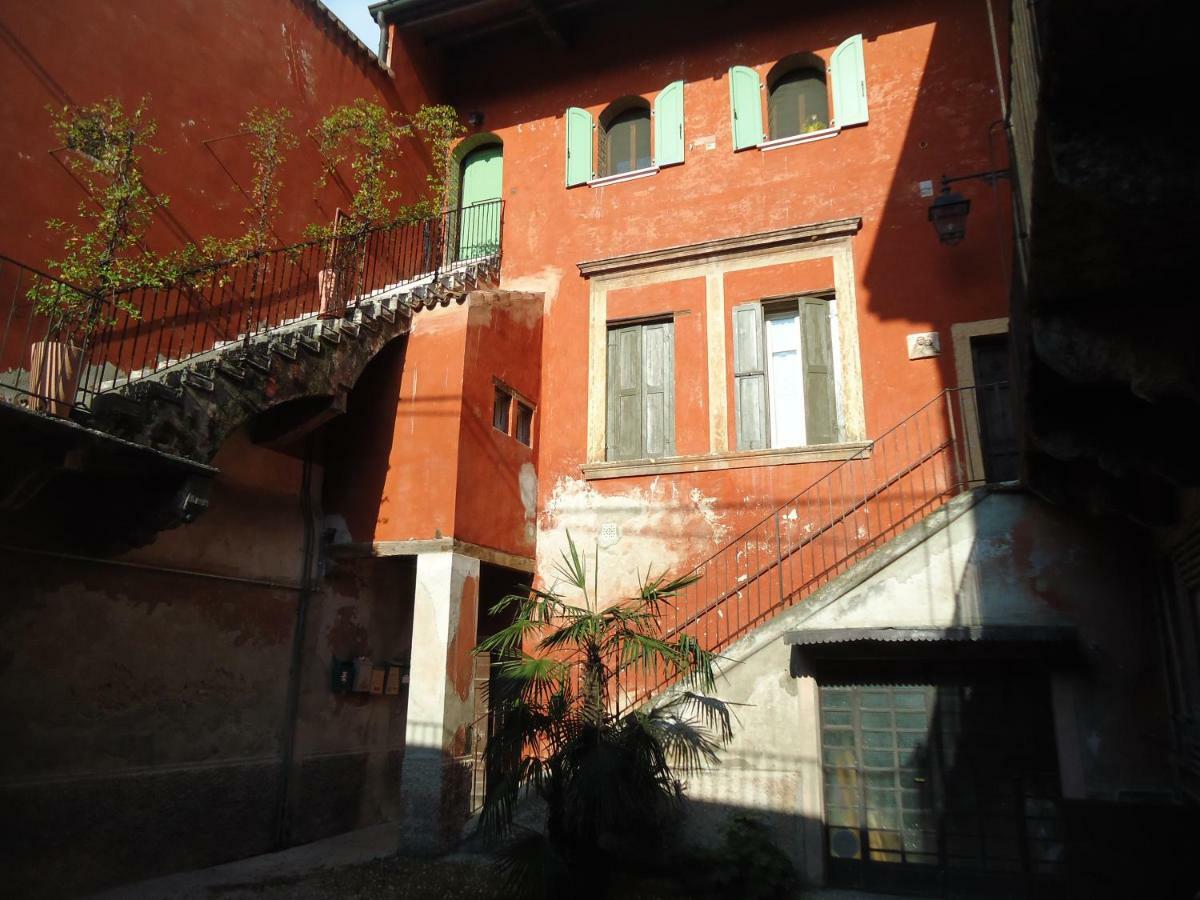 Casa Vacanze Centro Storico Verona Exterior photo